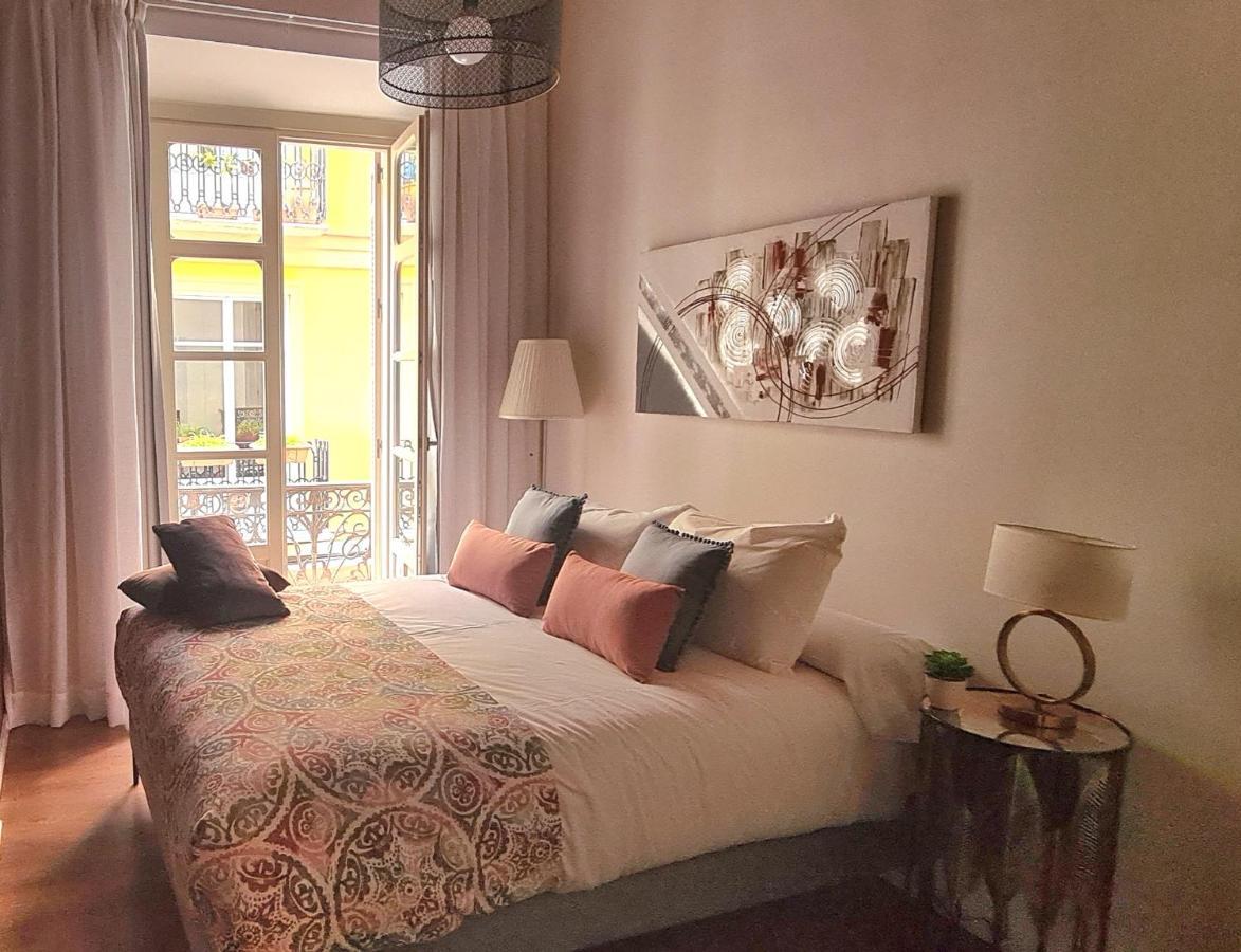 Apartamento Vina P. Malaga Centro ภายนอก รูปภาพ